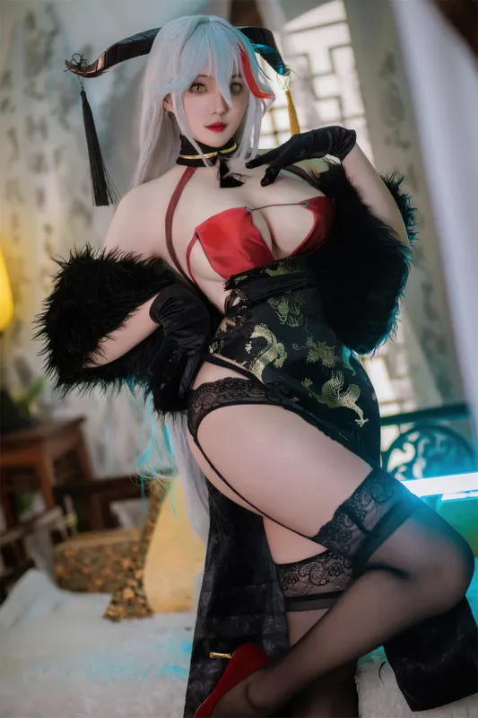 埃吉尔 金龙腾祥云 - Natsuko夏夏子